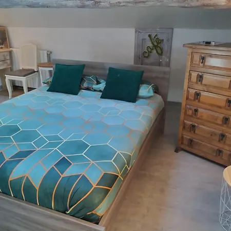 فندق مبيت وإفطار Artemia Maison Vigneronne - D Hotes-b&b-piscine 4*